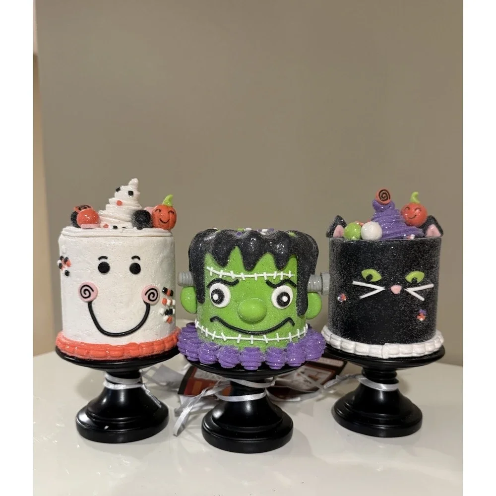 New Candy Corn Lane Mini Candy Cake Trio Set 6